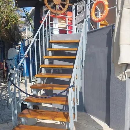 Yacht Apartamento Sarandë