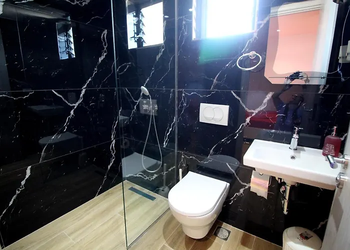 Yacht Lägenhet Sarandë